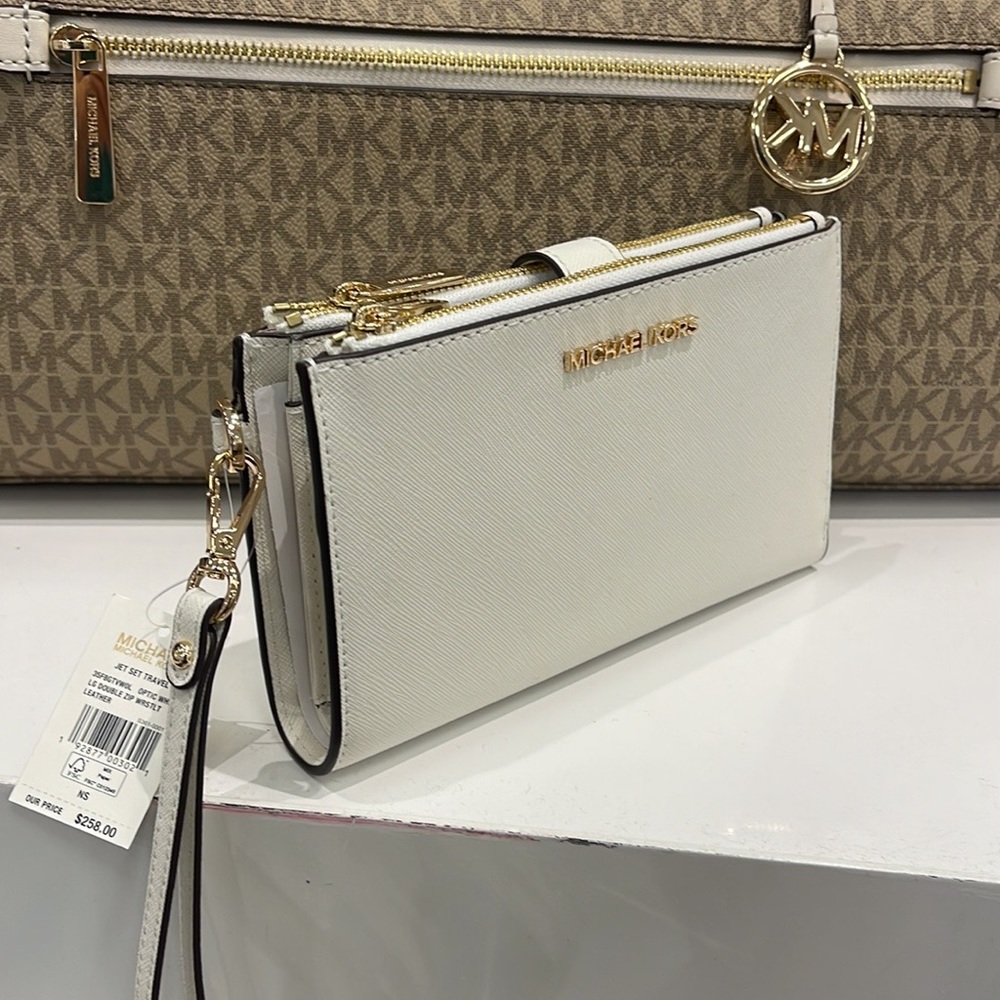 MICHAEL KORS LARGE DOUBLE ZIP WRISTLET WALLET PHONE CASE CLUTCH 
Optic White - Picture 10 of 16